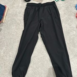 ALL IN MOTION JOGGERS